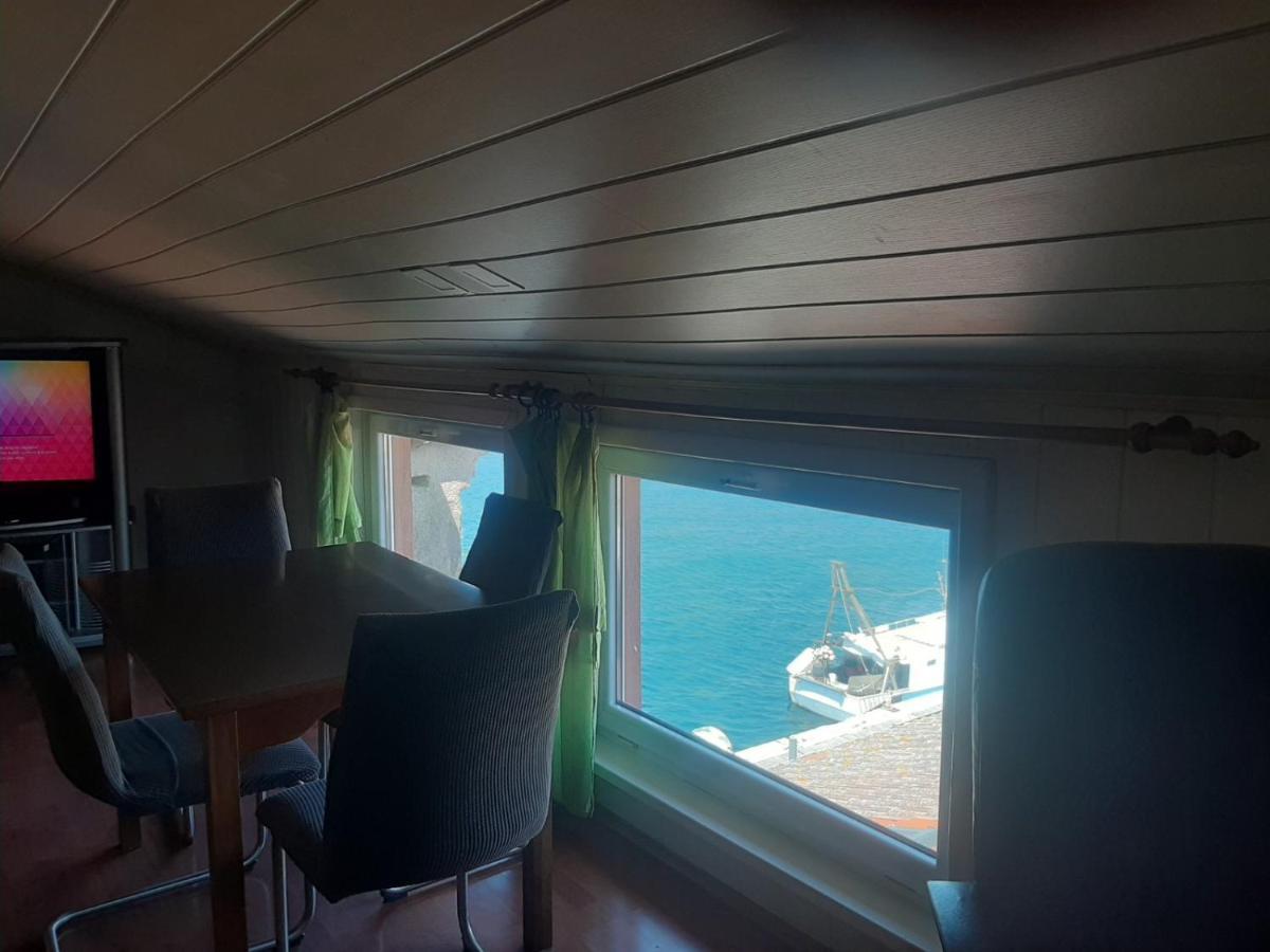 Sea View Apartment In The Center Of Pola Esterno foto